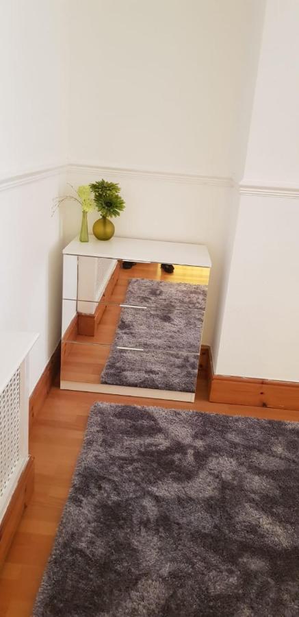 Riverpool - Elegant House 1 Minute Walk To Anfield Stadium Villa Liverpool Eksteriør bilde