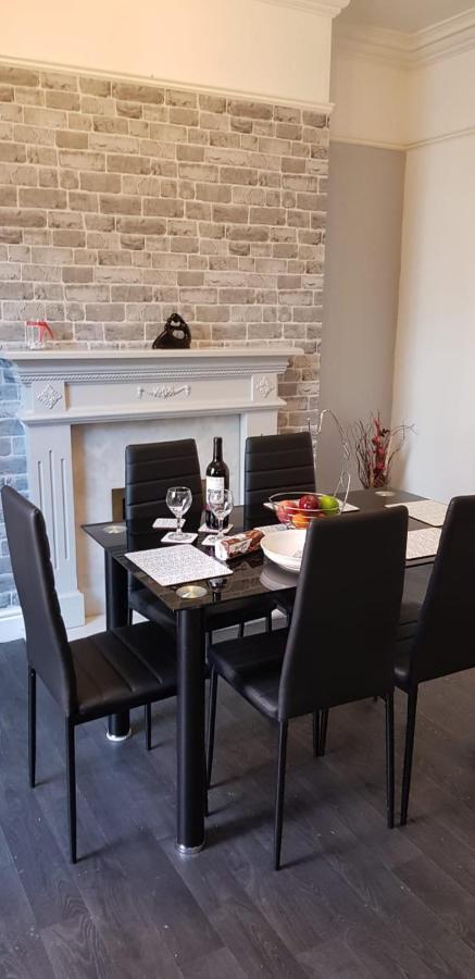 Riverpool - Elegant House 1 Minute Walk To Anfield Stadium Villa Liverpool Eksteriør bilde