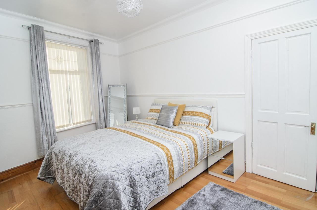 Riverpool - Elegant House 1 Minute Walk To Anfield Stadium Villa Liverpool Eksteriør bilde