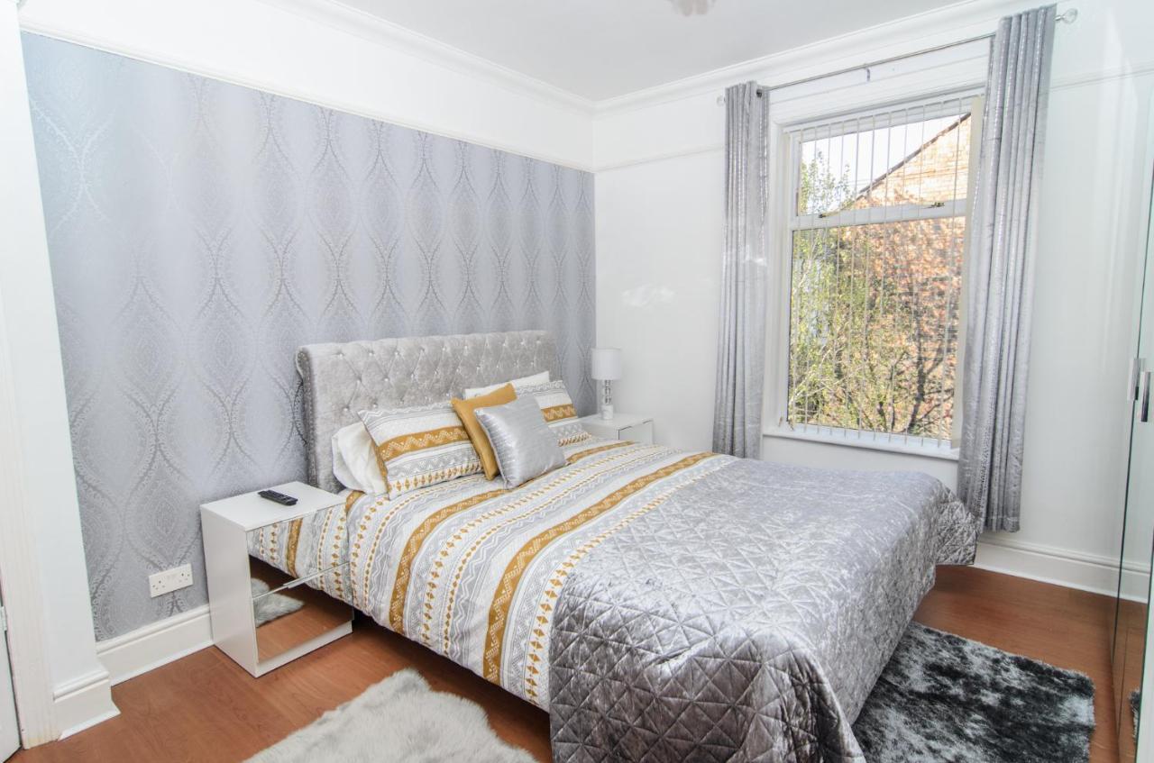 Riverpool - Elegant House 1 Minute Walk To Anfield Stadium Villa Liverpool Eksteriør bilde